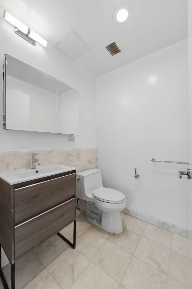 1 bed apartment at 49 East 34th Street, Unit 18C, Murray Hill, photo 6 of 17