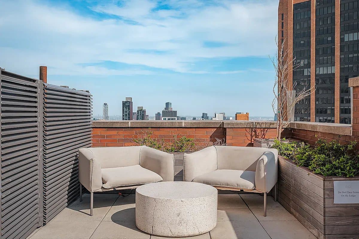 1 bed apartment at 49 East 34th Street, Unit 18C, Murray Hill, photo 8 of 17