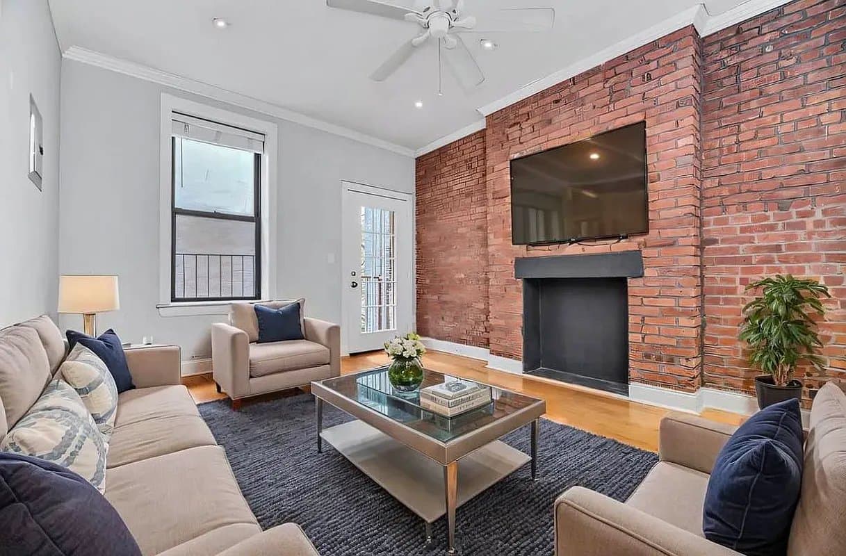 1 bed apartment at 564 Hudson Street, Unit SIX, West Village, photo 1 of 4