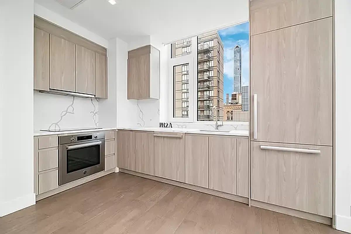 2 bed apartment at 200 East 23rd Street, Unit 19A, Kips Bay, photo 3 of 11