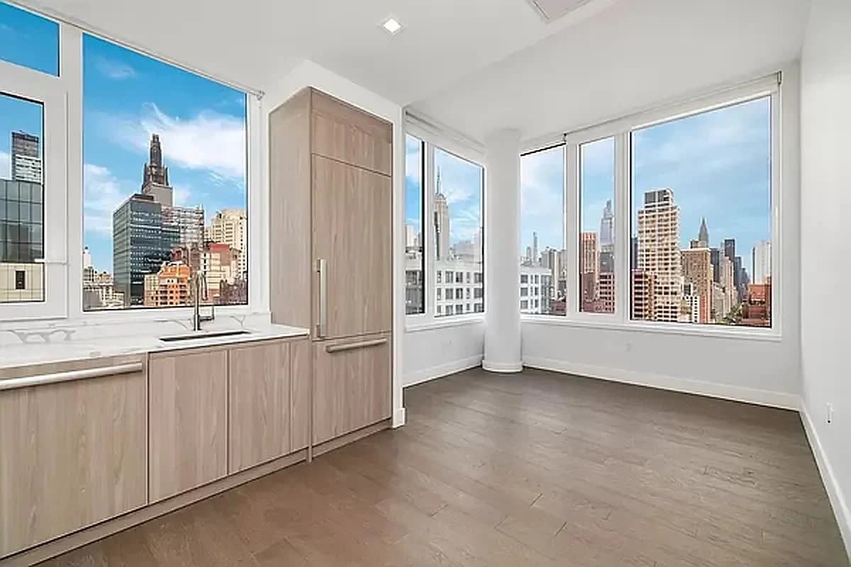 2 bed apartment at 200 East 23rd Street, Unit 19A, Kips Bay, photo 5 of 11