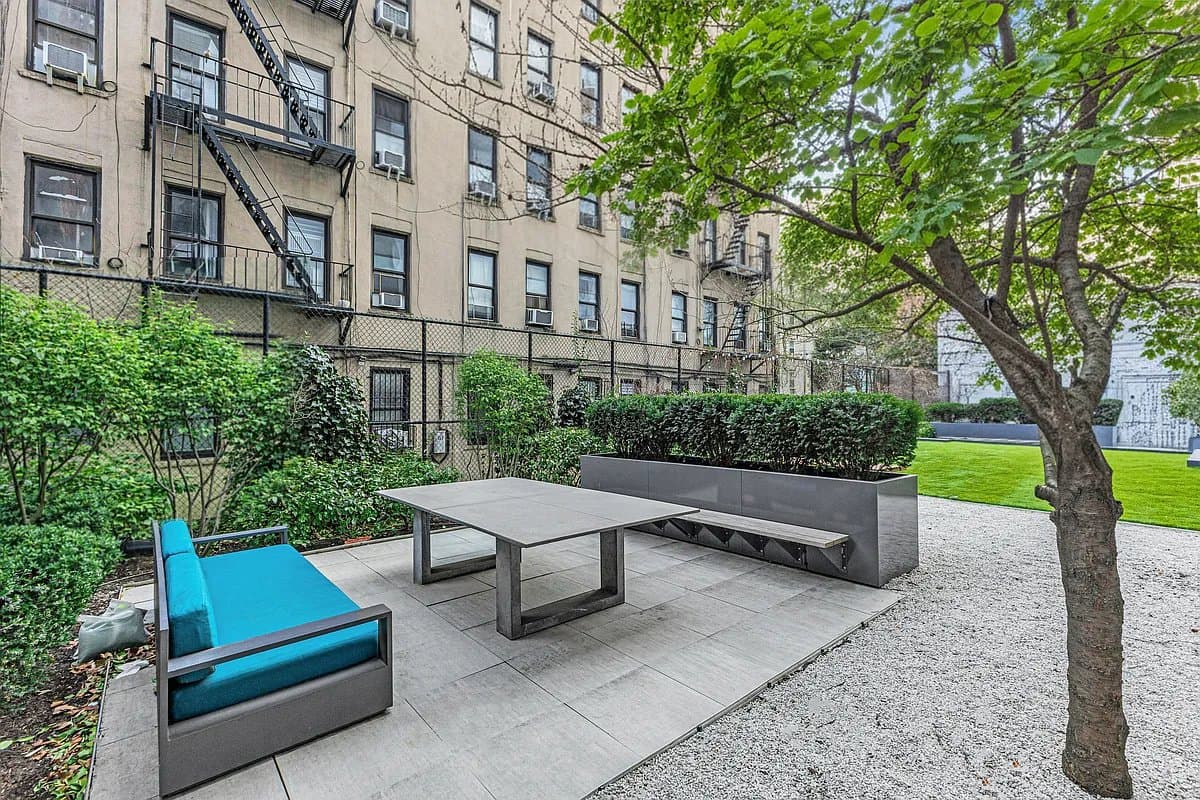 1 bed apartment at 250 East Houston Street, Unit 6K, East Village, photo 9 of 13