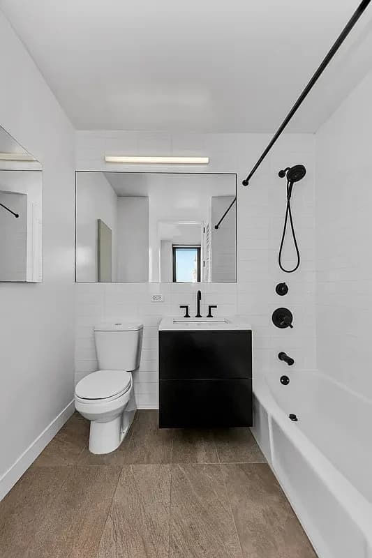 1 bed apartment at 250 East Houston Street, Unit PHL, East Village, photo 5 of 13