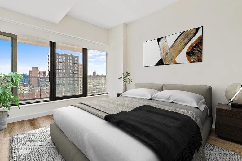 2 bed apartment at 171 Chrystie Street, Unit 14B, Lower East Side, photo 4 of 21
