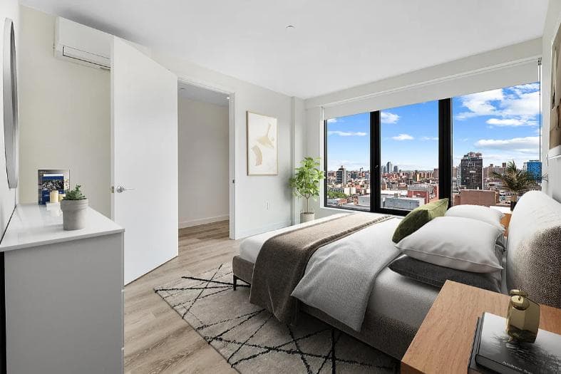 2 bed apartment at 171 Chrystie Street, Unit 14B, Lower East Side, photo 5 of 21