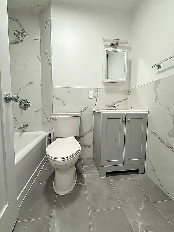 2 bed apartment at 930 Second Avenue, Unit 2D, Midtown East, photo 4 of 4