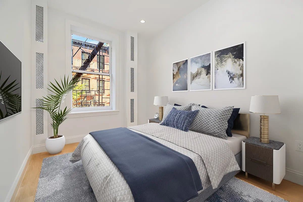 199 West 10th Street, photo 2