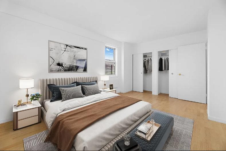 2300 Fifth Avenue, photo 3