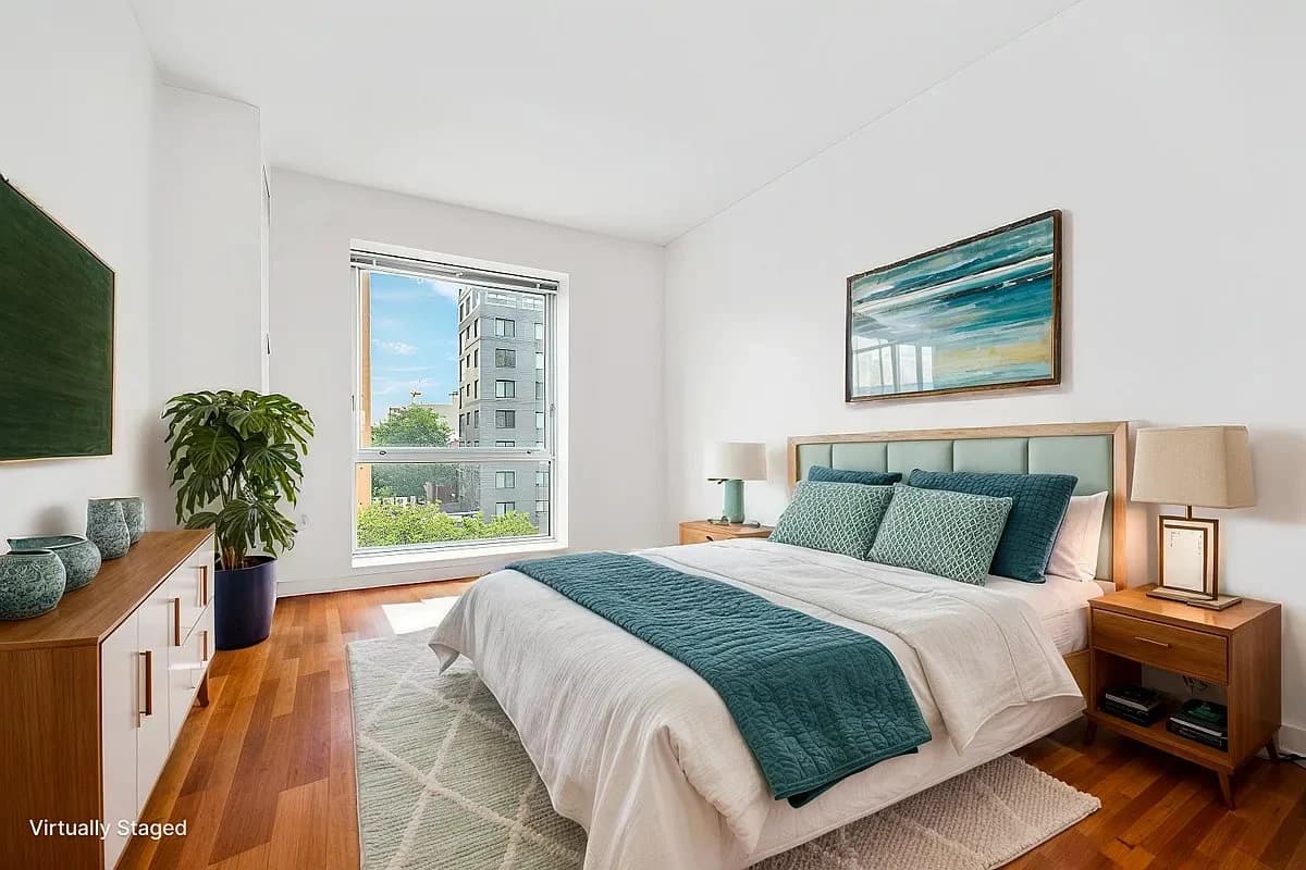 2130 Adam Clayton Powell Boulevard, photo 2