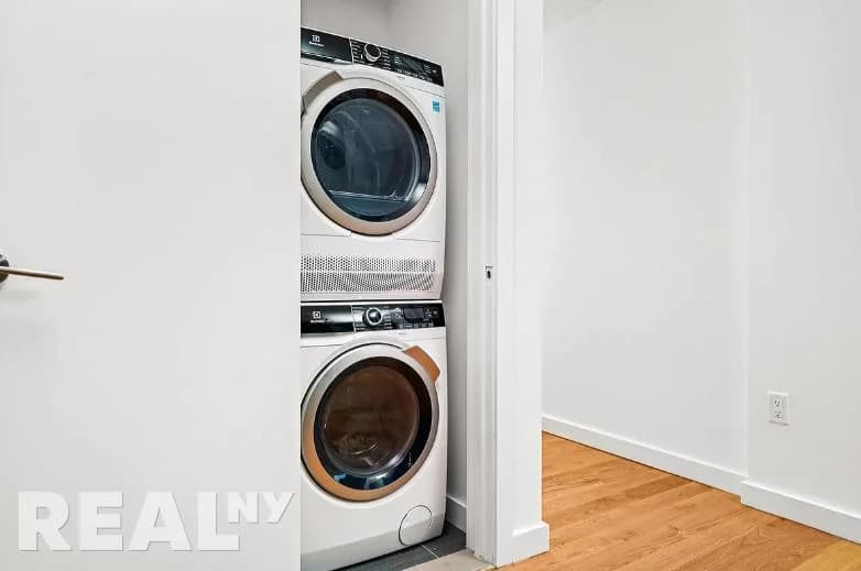 2 bed apartment at 123 Melrose Street, Unit 660, Bushwick, photo 6 of 22