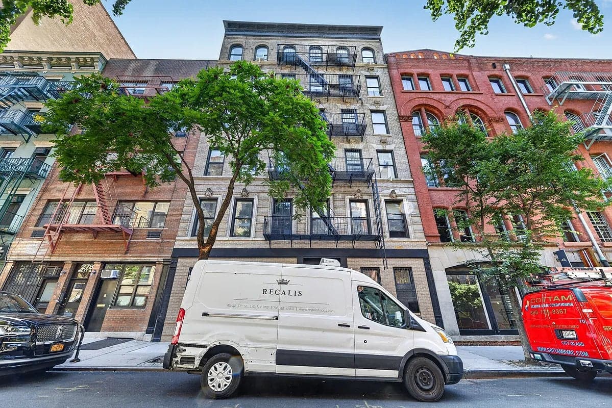 274 Mott Street, photo 5
