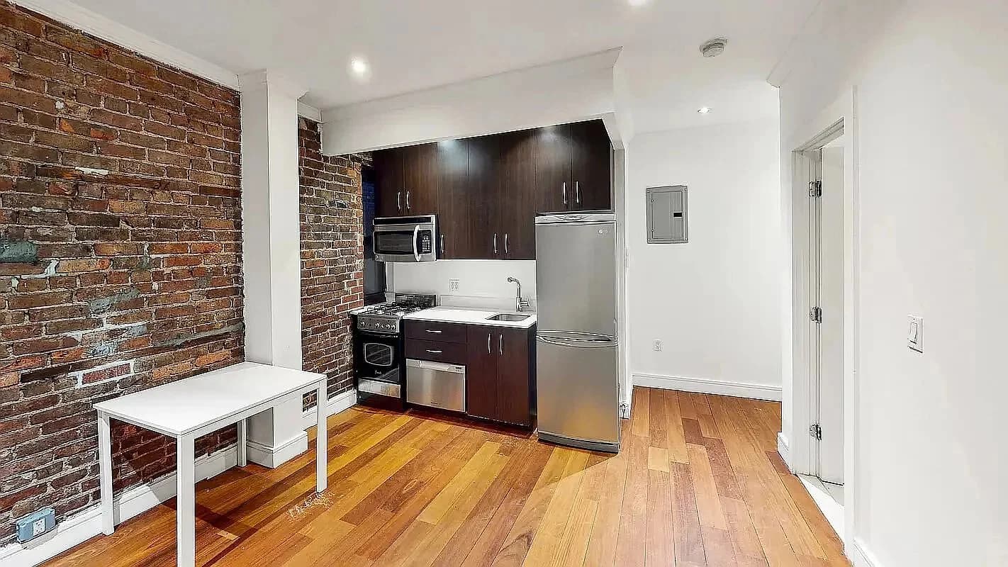 2 bed apartment at 120 East 4th Street, Unit D, East Village, photo 4 of 4