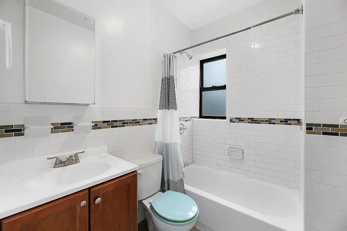 3 bed apartment at 101 Delancey Street, Unit 2, Lower East Side, photo 6 of 6