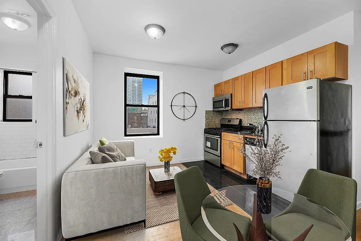 3 bed apartment at 101 Delancey Street, Unit 2, Lower East Side, photo 1 of 6