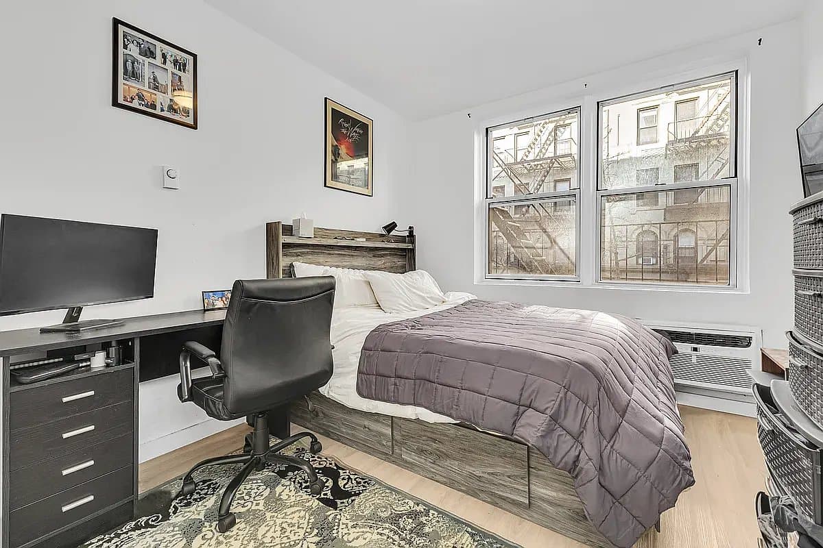 228 East 25th Street
