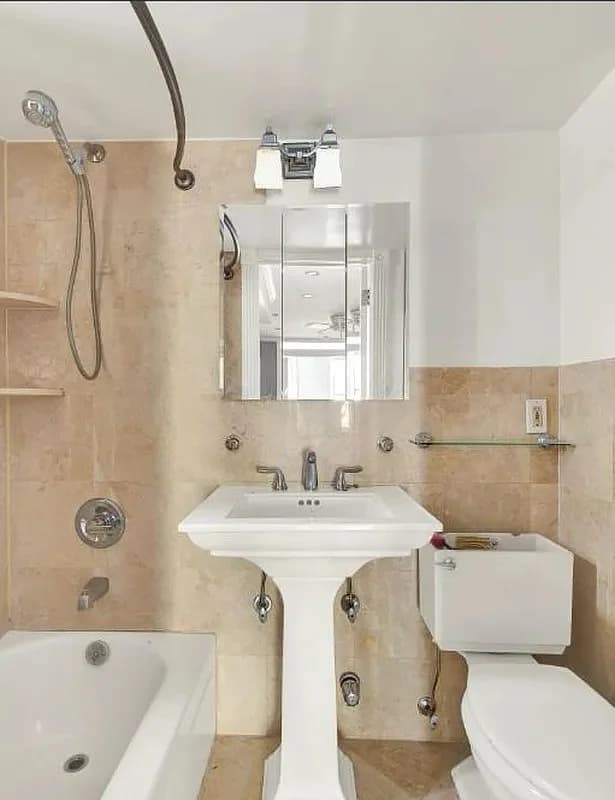 1 bed apartment at 40 AVENUE B, Unit 2A, East Village, photo 6 of 6