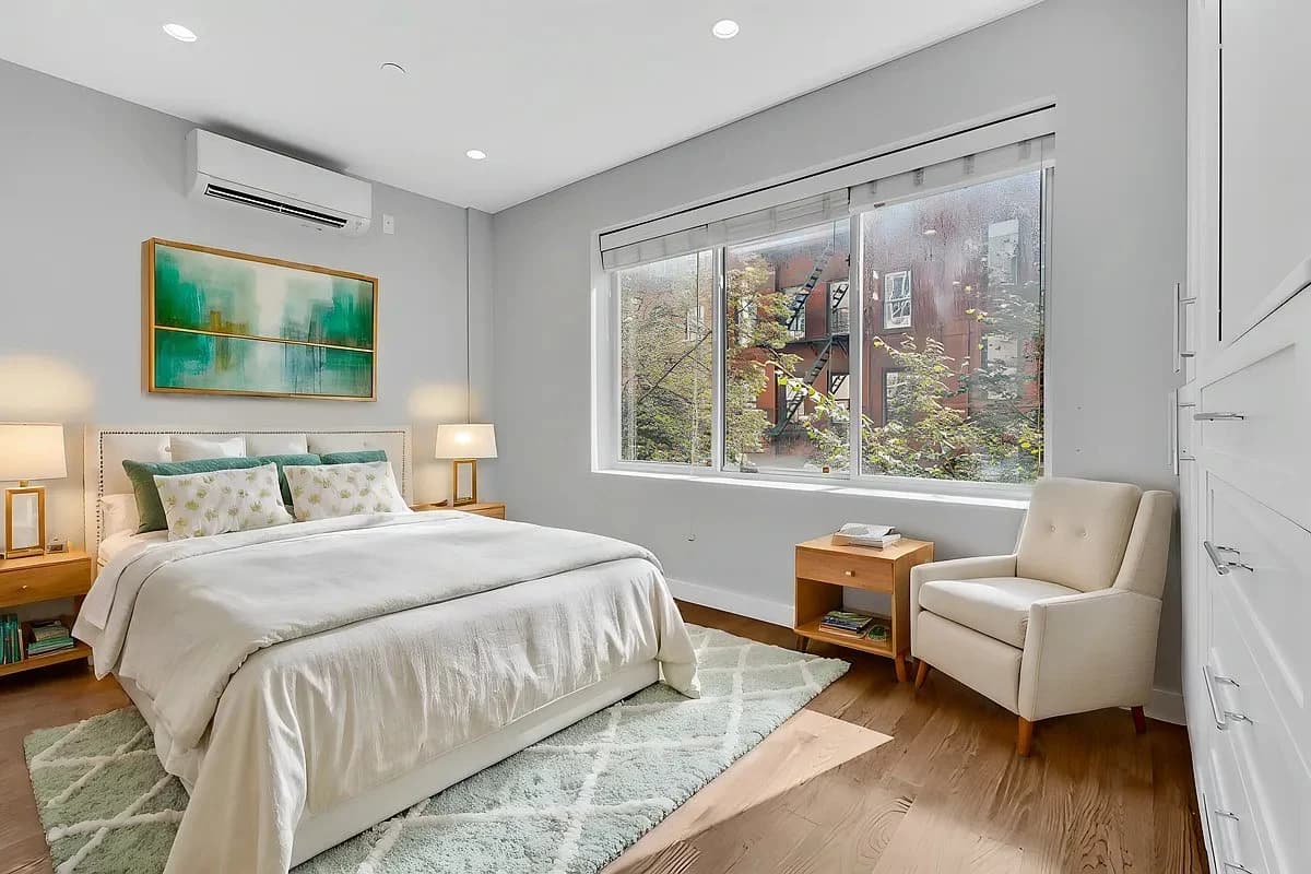Studio apartment at 99 Suffolk Street, Unit 5F, Lower East Side, photo 2 of 4