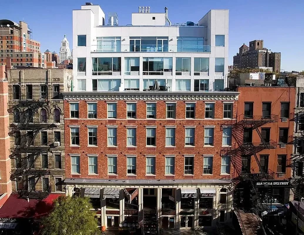 1 bed apartment at 19 Saint Mark's Place, Unit 4, East Village, photo 6 of 6
