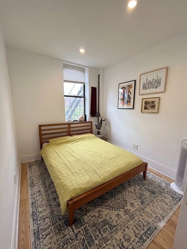 1 bed apartment at 380 South 4th Street, Unit 19, Williamsburg, photo 2 of 4