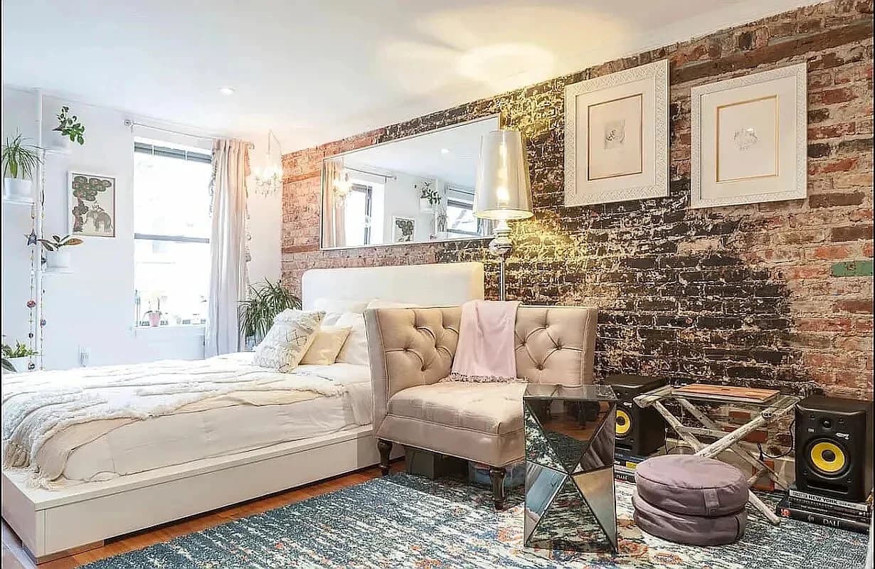 Studio apartment at 120 East 4th Street, Unit C, East Village, photo 1 of 5