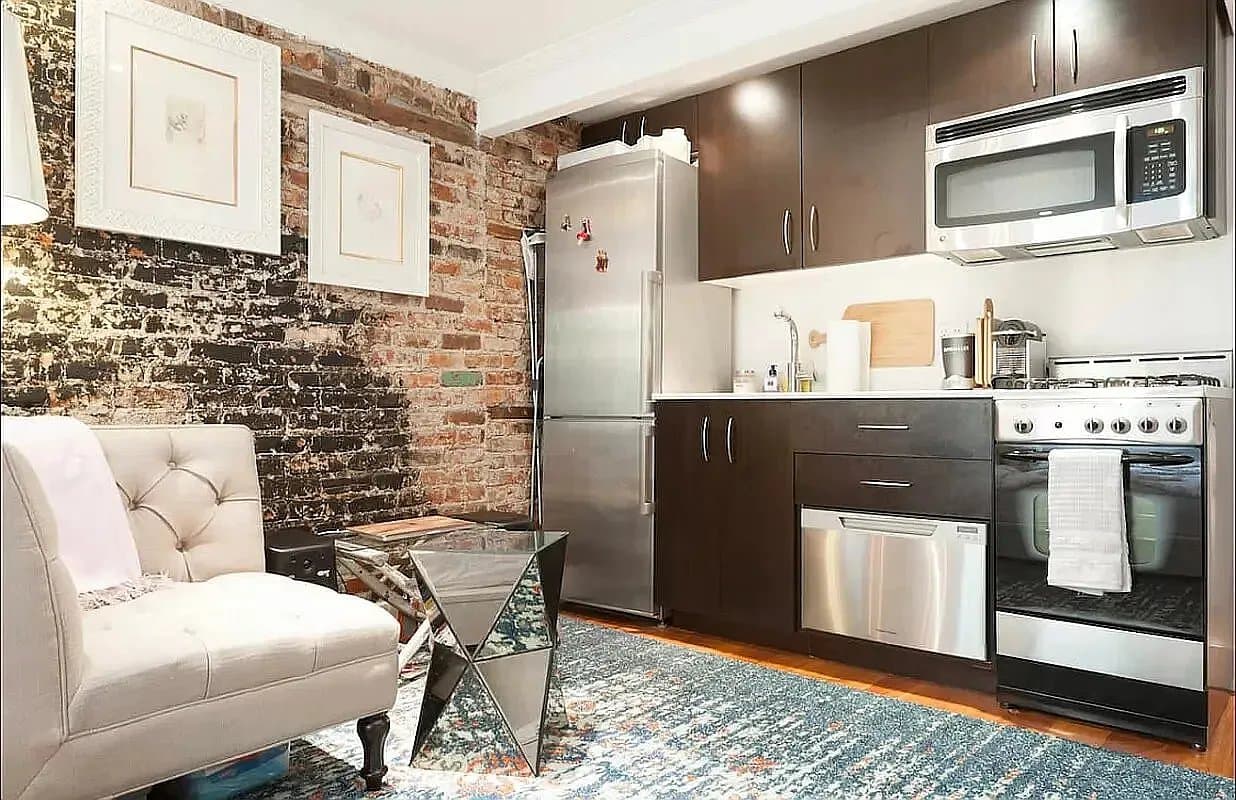 Studio apartment at 120 East 4th Street, Unit C, East Village, photo 3 of 5
