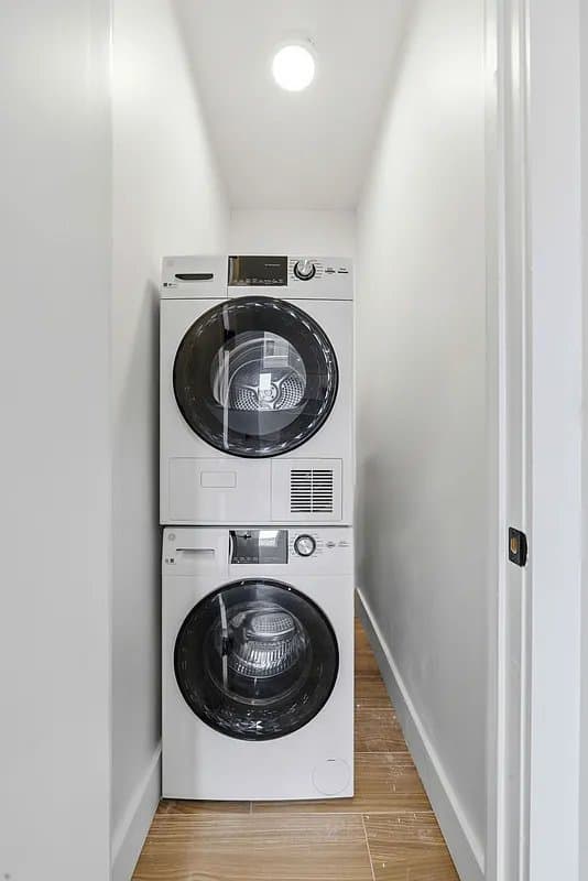 2 bed apartment at 948 New York Avenue, Unit 3G, Flatbush, photo 6 of 6