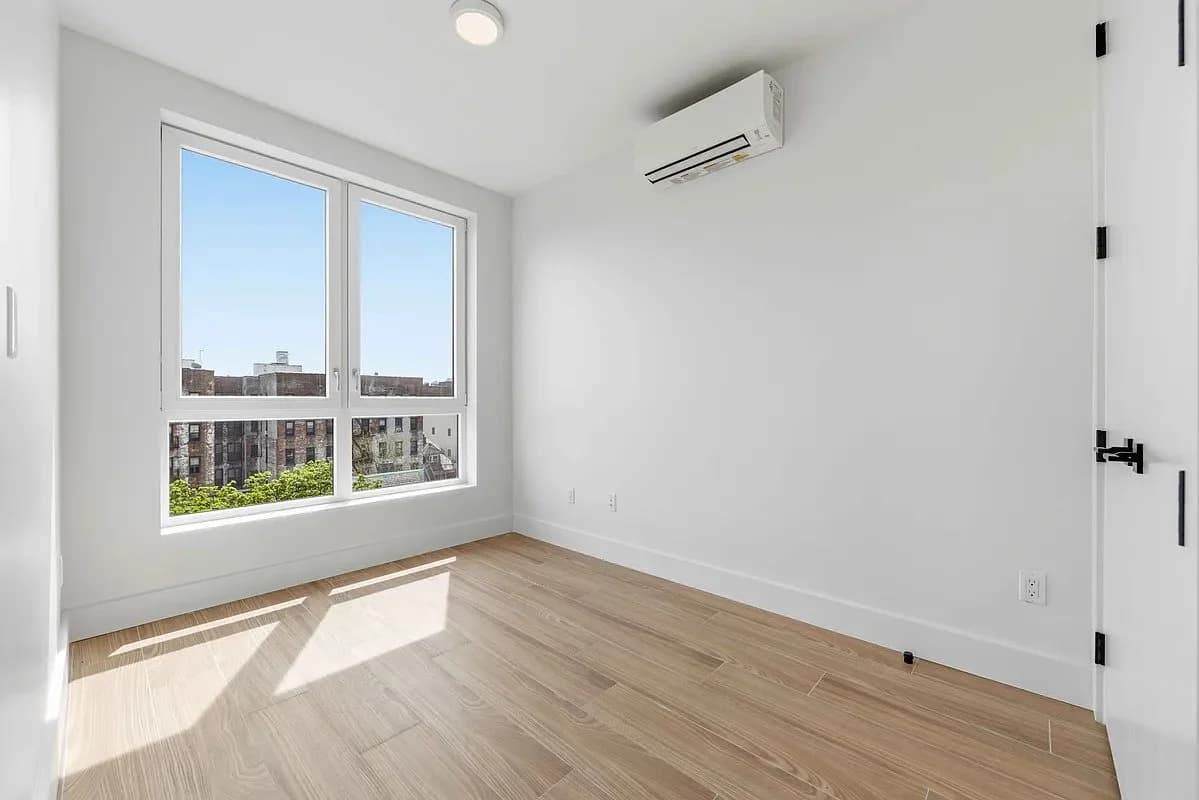 2 bed apartment at 948 New York Avenue, Unit 3G, Flatbush, photo 3 of 6