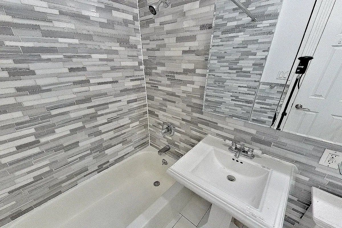 2 bed apartment at 40 AVENUE B, Unit 5A, East Village, photo 7 of 7