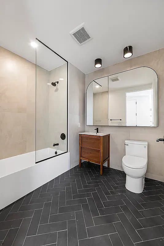 Studio apartment at 953 Dean Street, Unit 17, Crown Heights, photo 4 of 6
