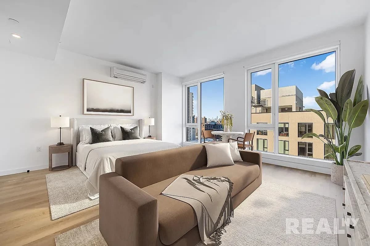 Studio apartment at 953 Dean Street, Unit 17, Crown Heights, photo 1 of 6