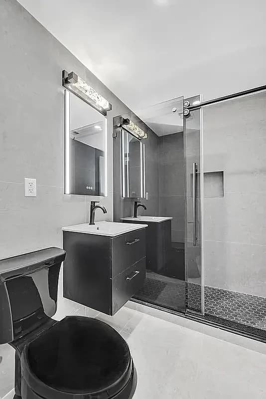 3 bed apartment at 20 East 13th Street, Unit 4A, Union Square, photo 9 of 9
