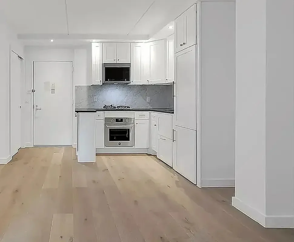 1 bed apartment at 10 Rutgers Street, Unit 3A, Chinatown, photo 2 of 6