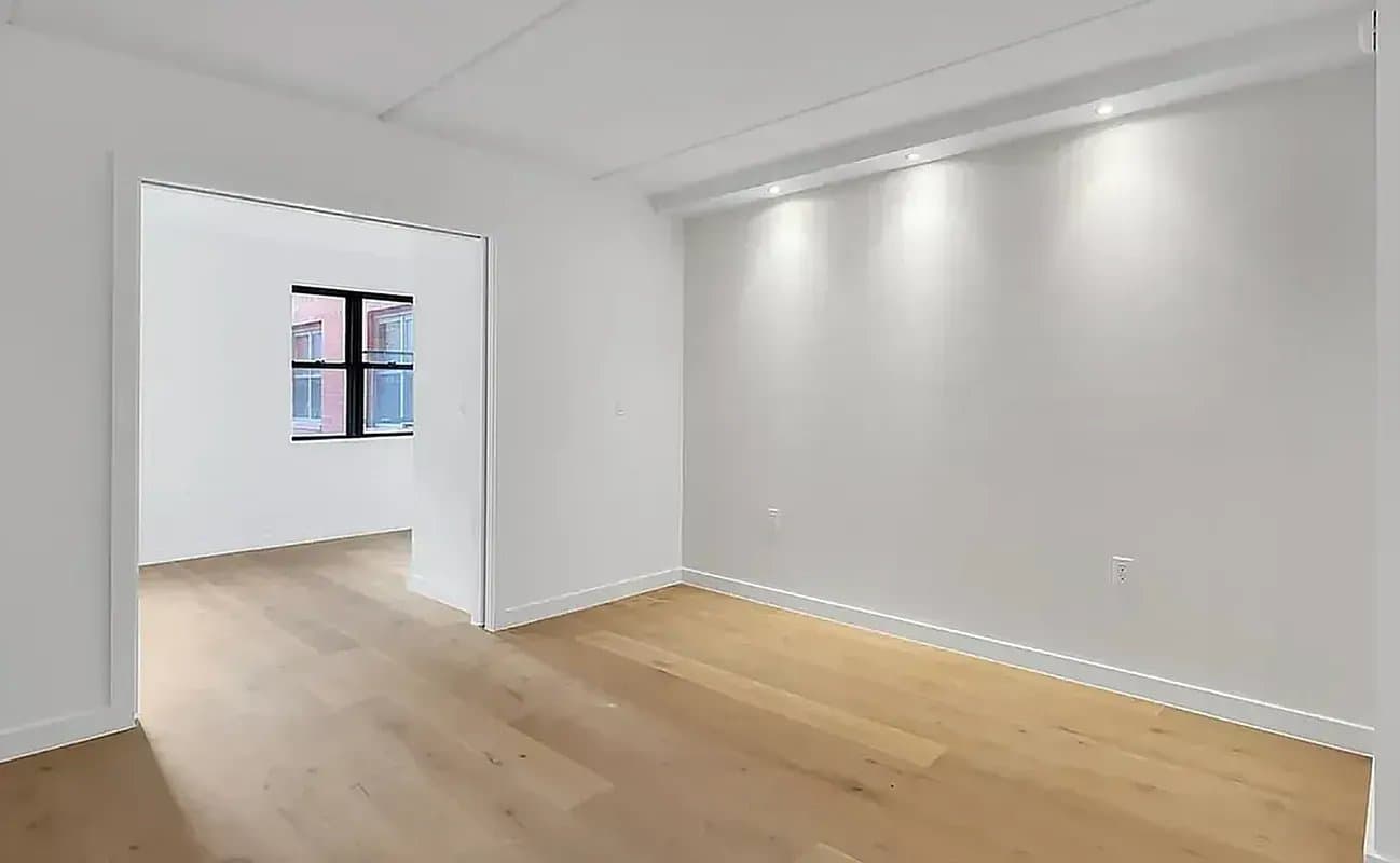 1 bed apartment at 10 Rutgers Street, Unit 3A, Chinatown, photo 3 of 6