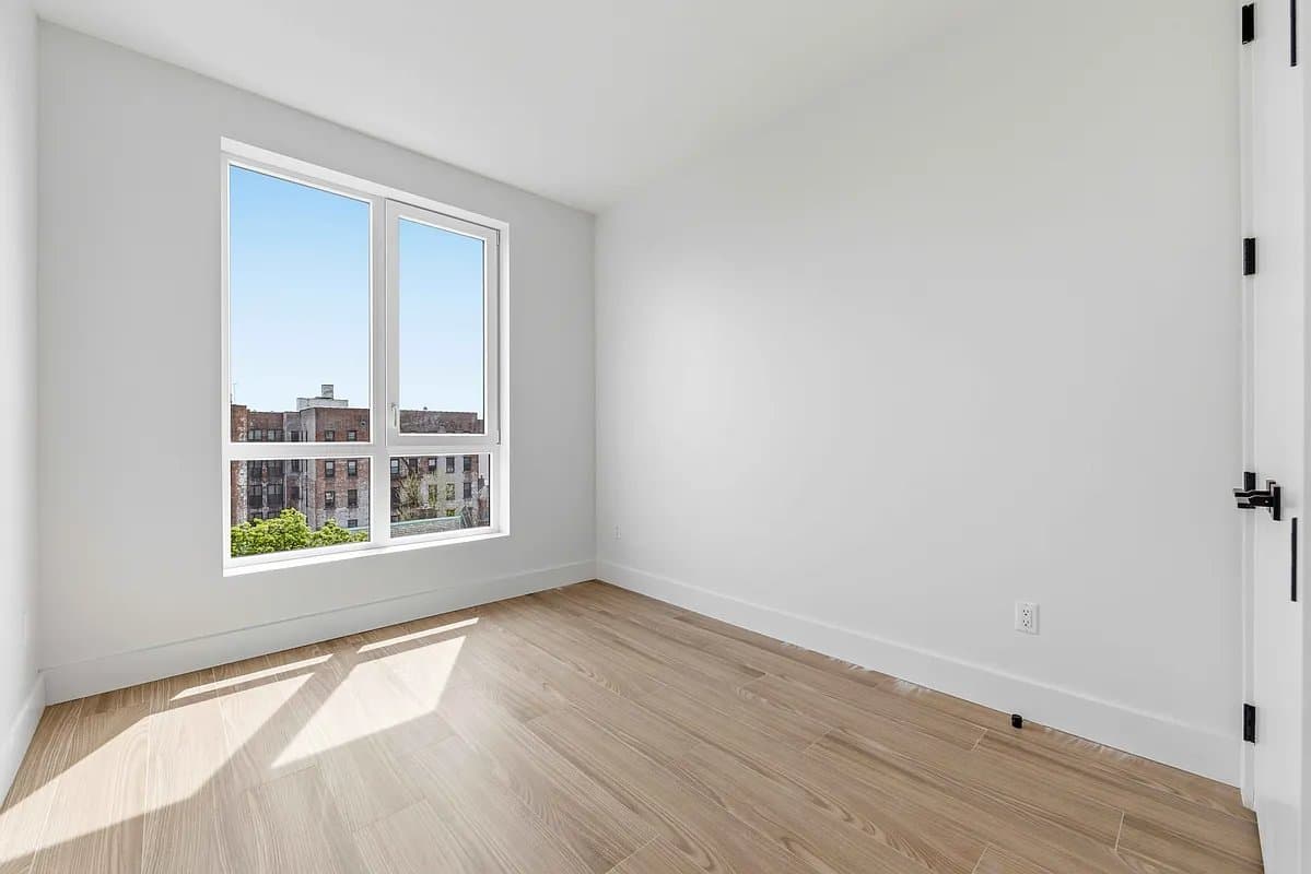 948 New York Avenue, photo 4