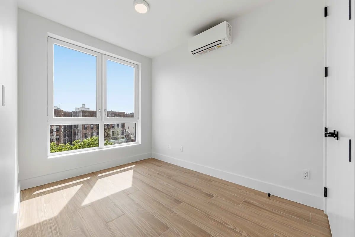 948 New York Avenue, photo 3