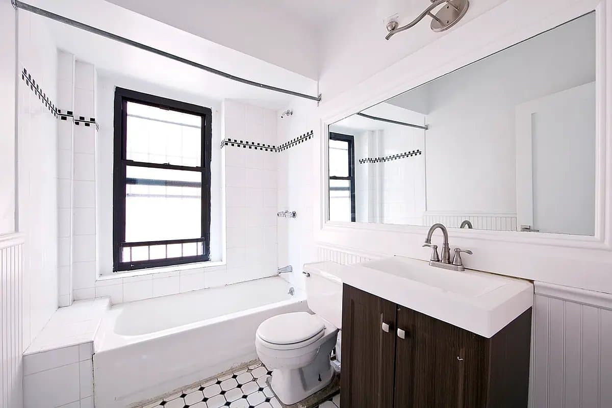 2 bed apartment at 106 Ridge Street, Unit 4C, Lower East Side, photo 6 of 9