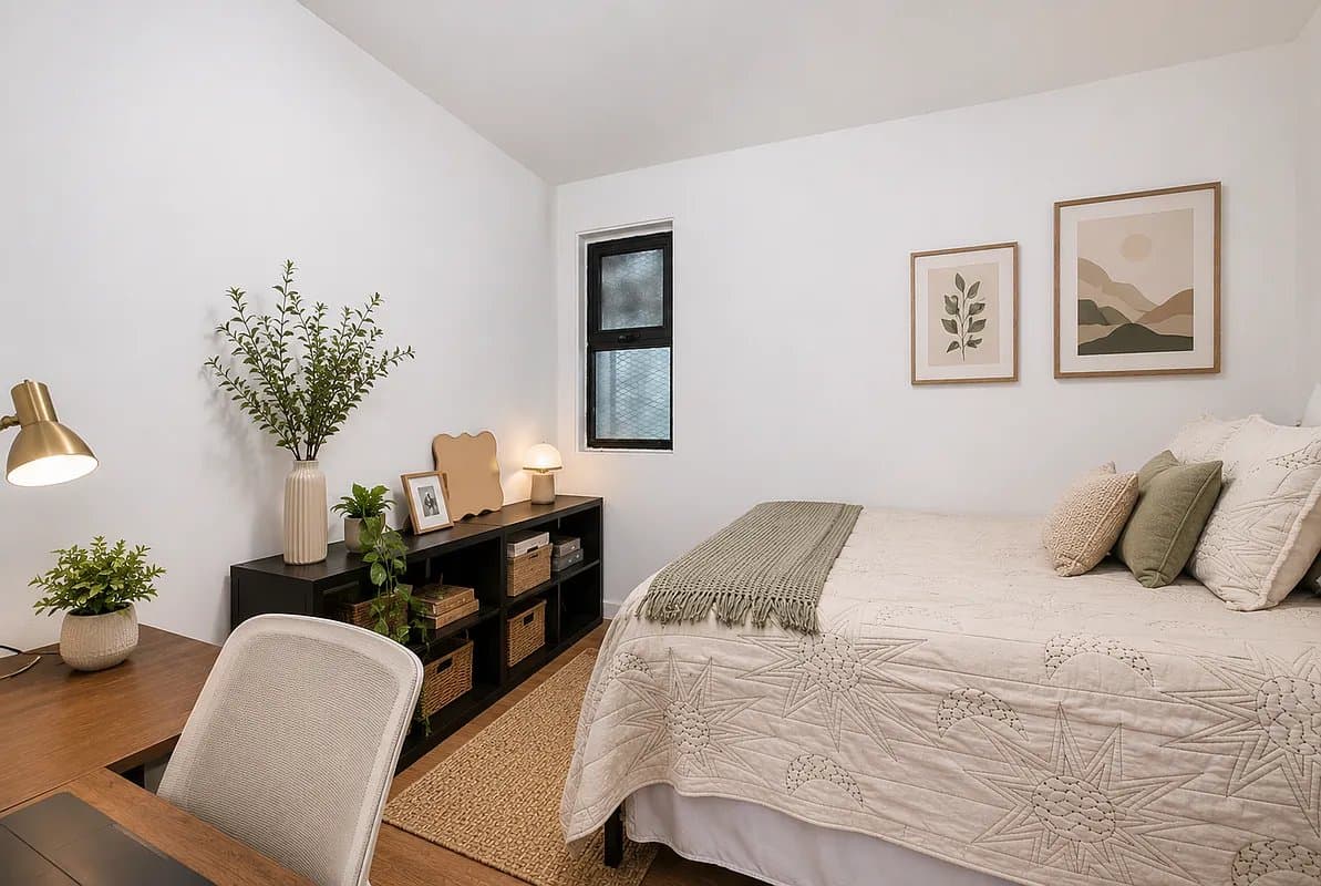 41 East 41st Street, photo 3