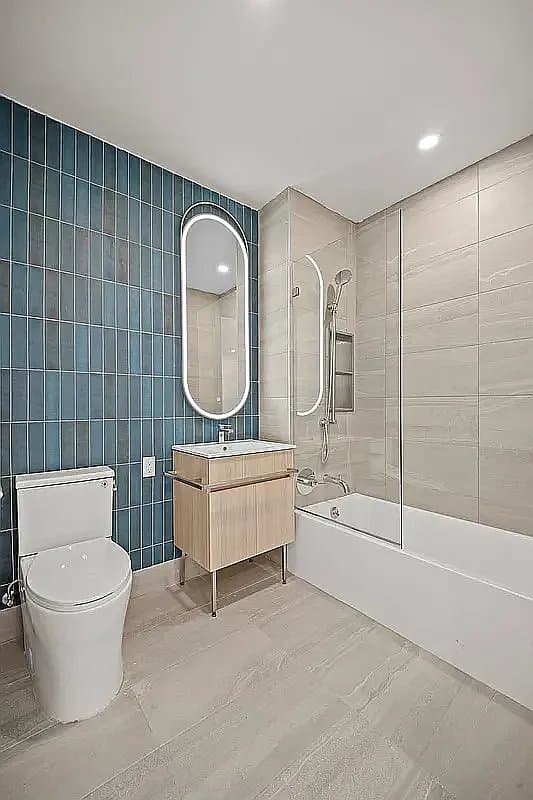 2363 Bedford Avenue, photo 4
