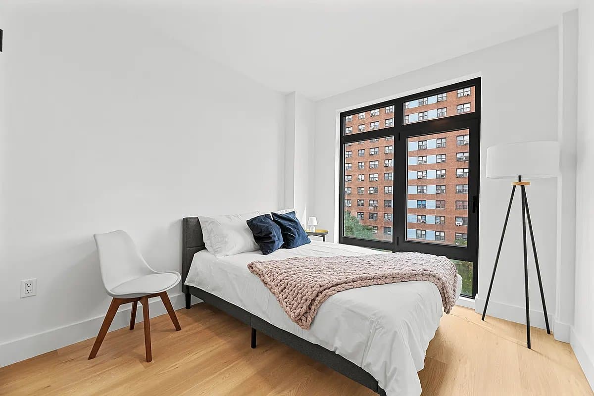 2 bed apartment at 63 Pitt Street, Unit 10B, Lower East Side, photo 2 of 6