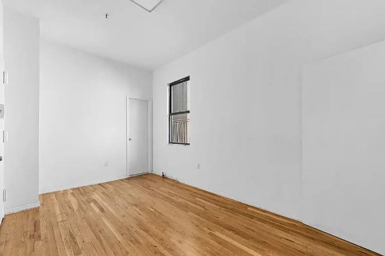 1 bed apartment at 243 West 63rd Street, Unit PC, Upper West Side, photo 4 of 14