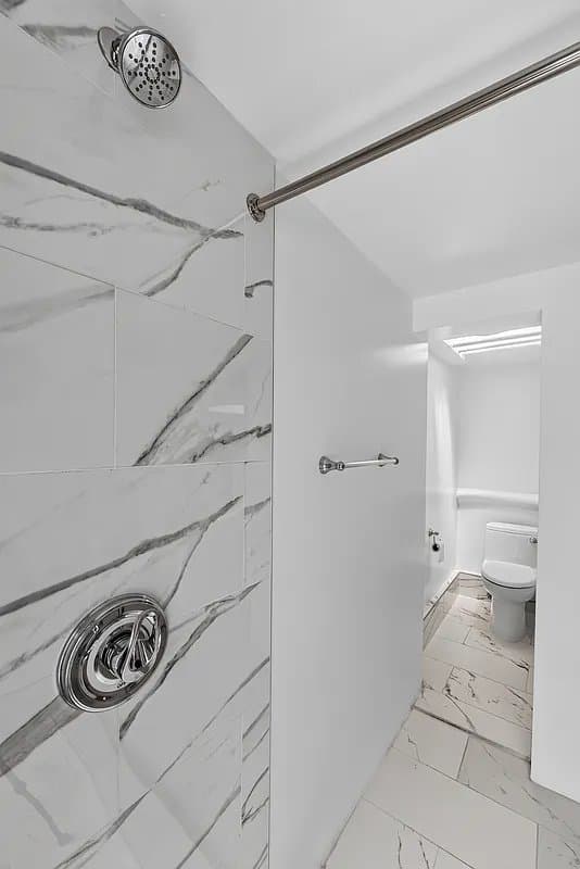 Studio apartment at 702 Greenwich Street, Unit 1, West Village, photo 7 of 8