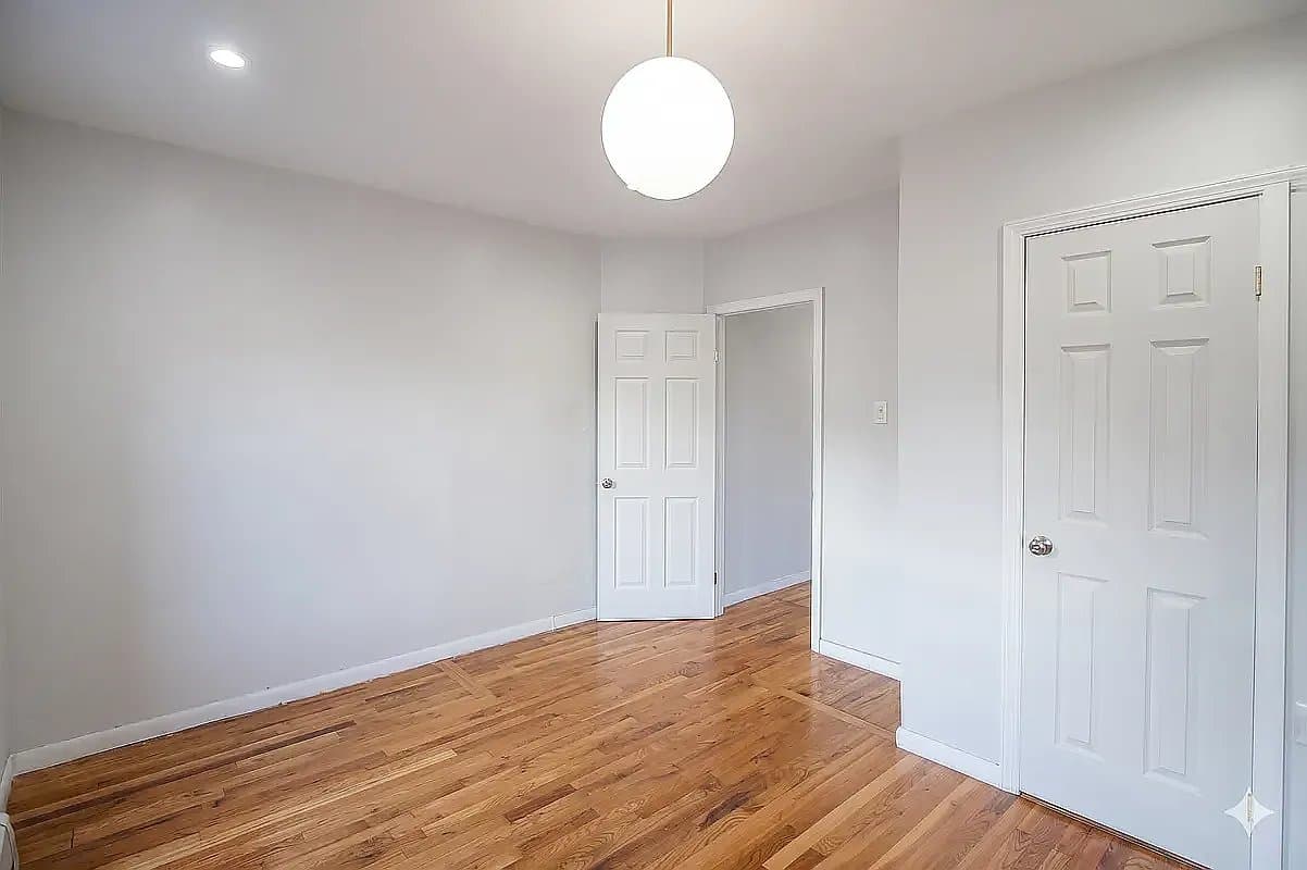 43 Underhill Avenue, photo 4