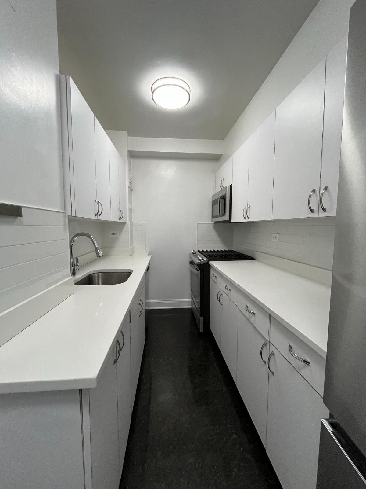2 bed apartment at 157 East 57th Street, Unit 4C, Midtown East, photo 6 of 8