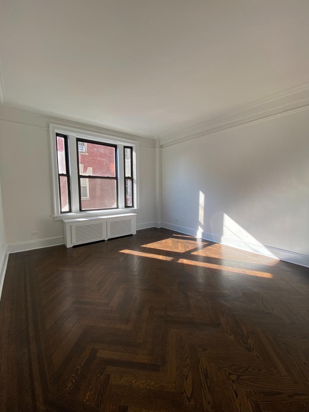 1 bed apartment at 166 W 72nd St, Unit 08D, Upper West Side, photo 2 of 9