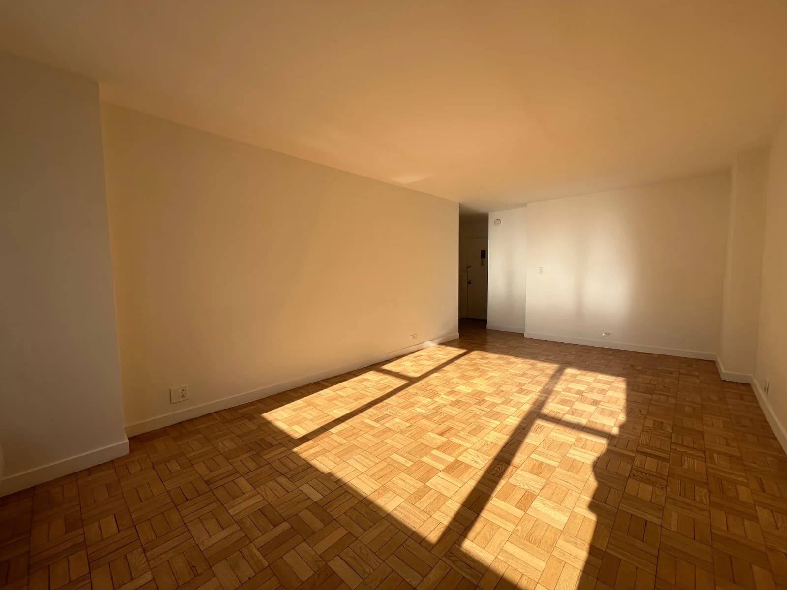 Studio apartment at 145 Fourth Avenue, Unit 5D, East Village, photo 2 of 5