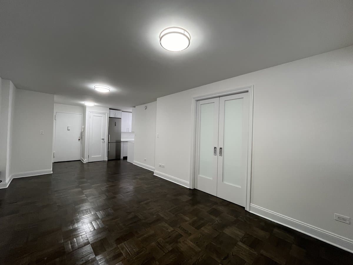 1 bed apartment at 96 Fifth Avenue, Unit 3H, Union Square, photo 6 of 16