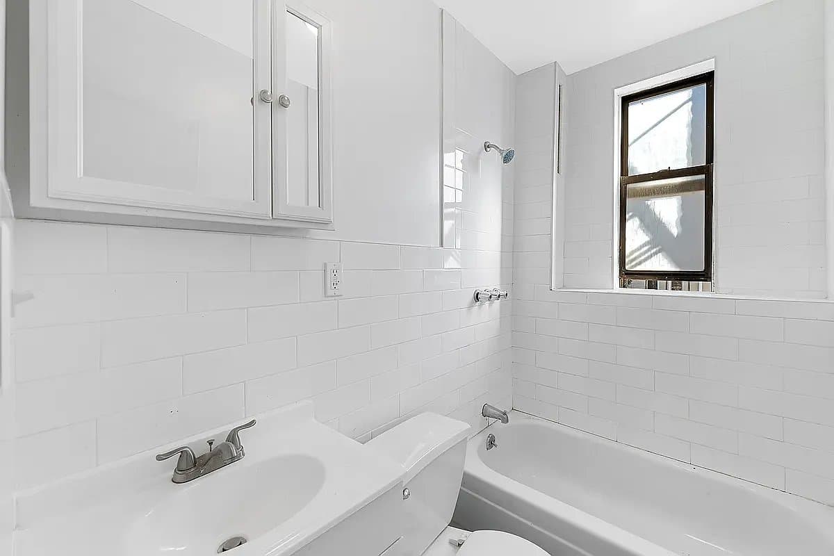 1 bed apartment at 619 East 5th Street, Unit 12A, East Village, photo 5 of 5