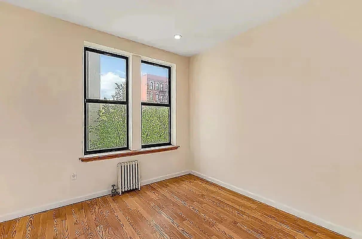 1 bed apartment at 619 East 5th Street, Unit 29, East Village, photo 2 of 9