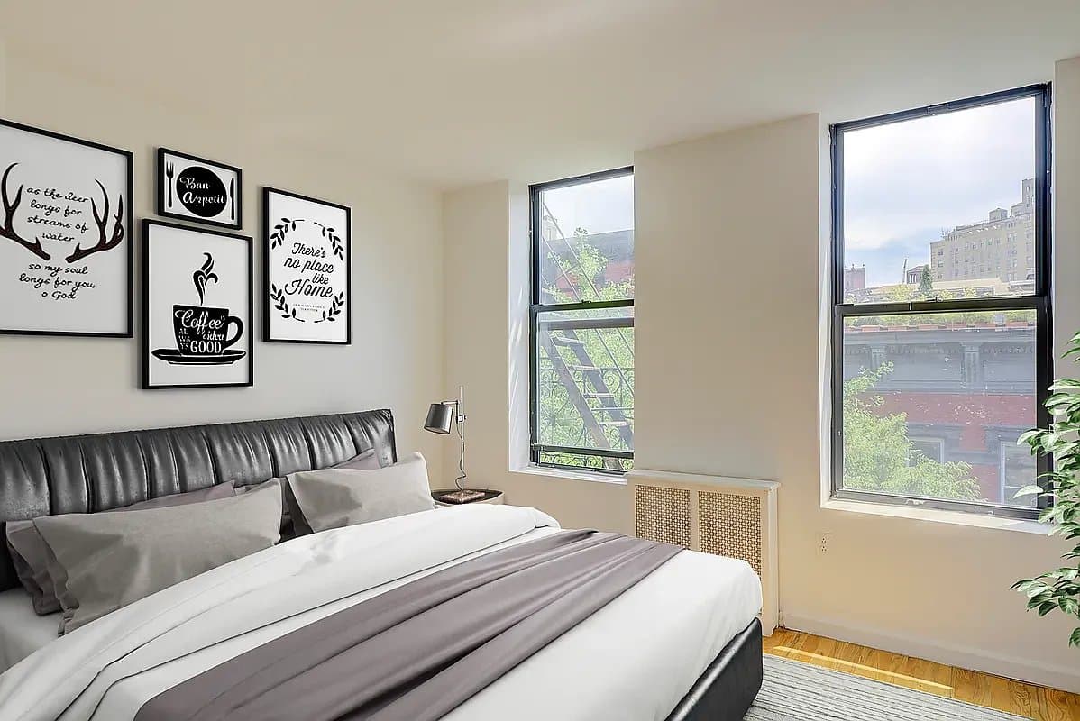 3 bed apartment at 141 West 10th Street, Unit 18, West Village, photo 2 of 7