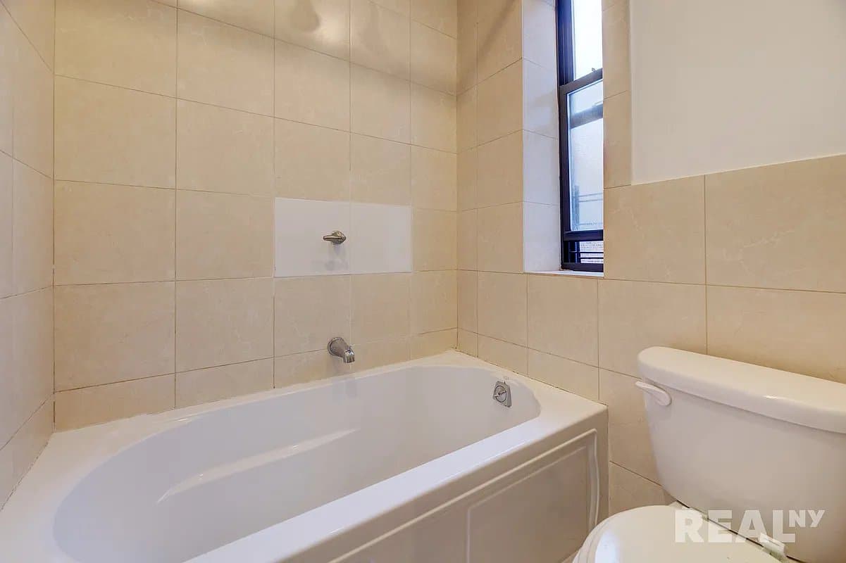 2 bed apartment at 75 Orchard Street, Unit 28, Lower East Side, photo 5 of 6